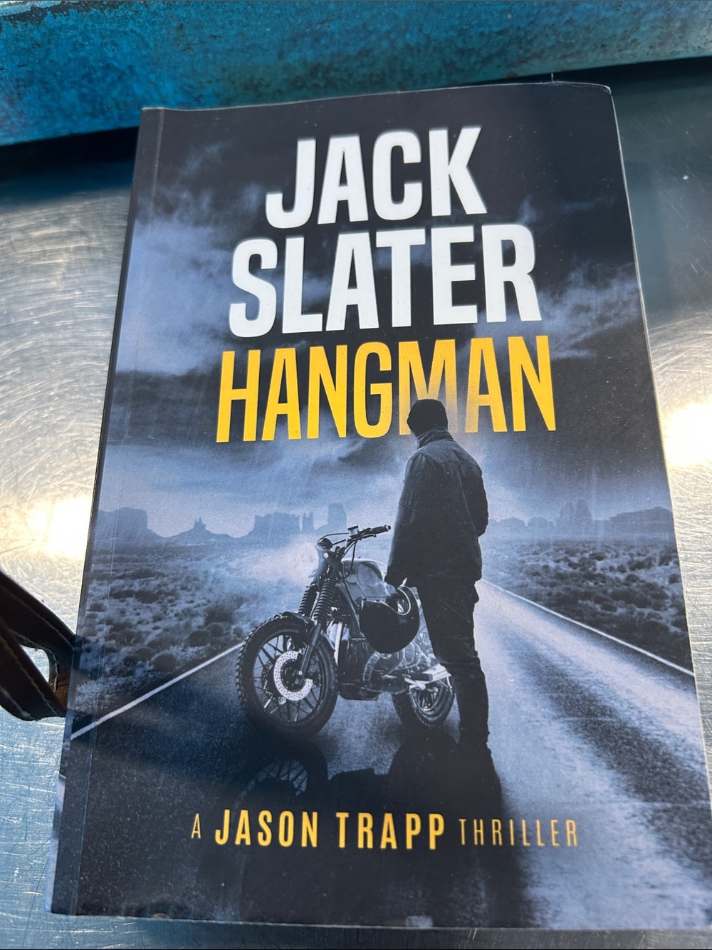 Jack Slater - Hangman (Jason Trapp Thriller) - Black & Yellow Paperback